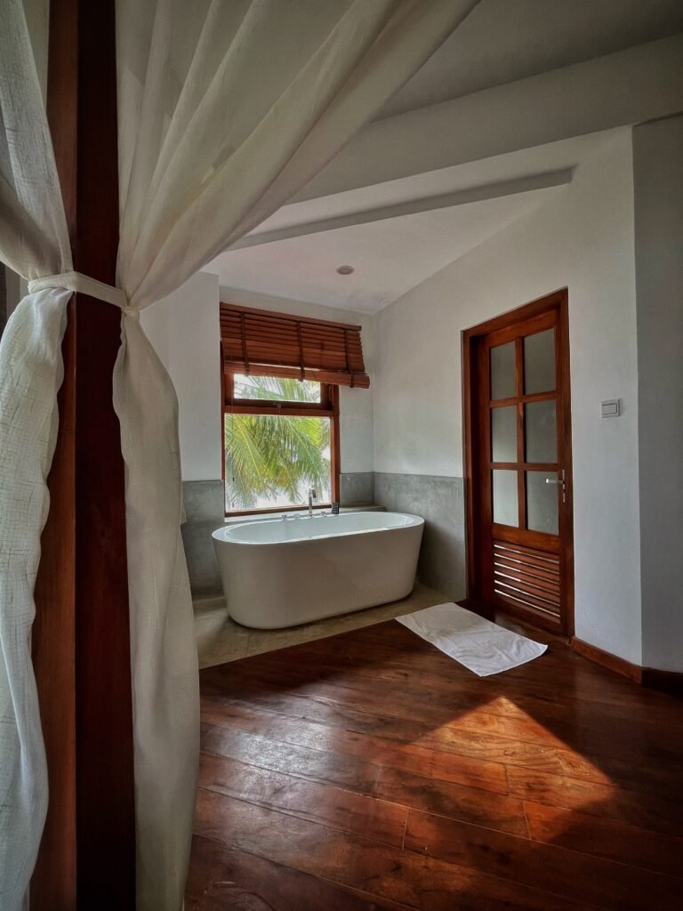 Cardamon hotel in Trincomalee Sri Lanka